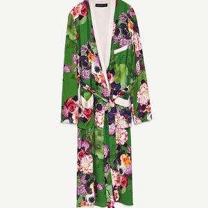 Zara green floral kimono sz S